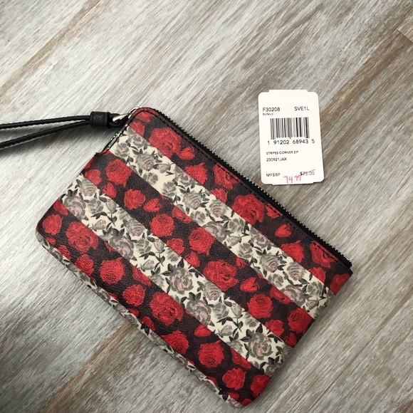 Coach Wristlet - Picture 4 of 5